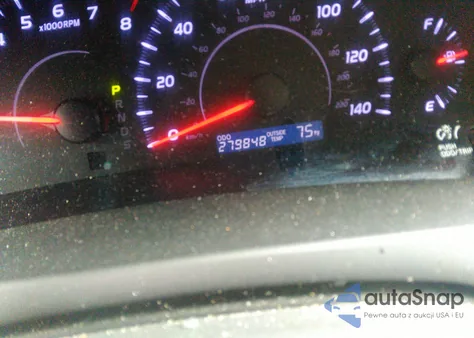 2010 Toyota Camry Le z USA, uszkodzony, nr VIN 4T1BF3EK3AU550267